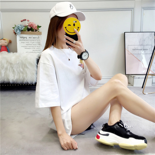 Γυναικείο T-shirt καθημερινό με κοντά μανίκια σε δύο χρώματα