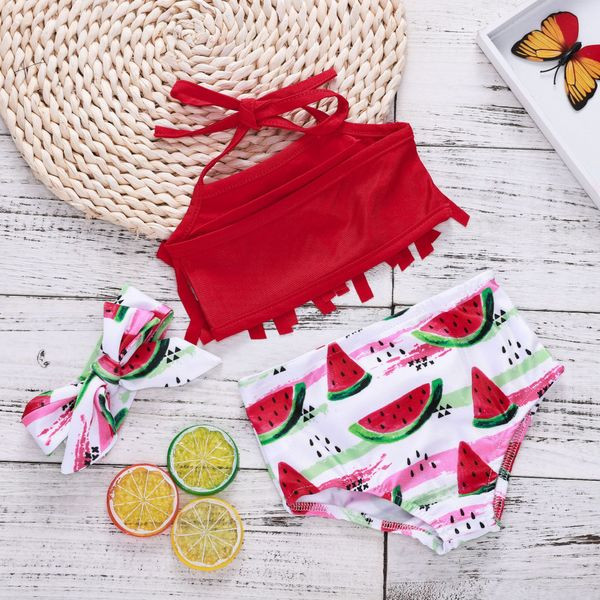 Gyermek fürdőruha lányoknak két részből, rojtokkal és mintával