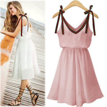 Egyszerű női nyári ruha V-nyakkal, két színben