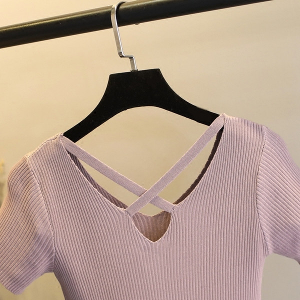 Alkalmi női blúz rövid ujjal és V-nyakú több színben