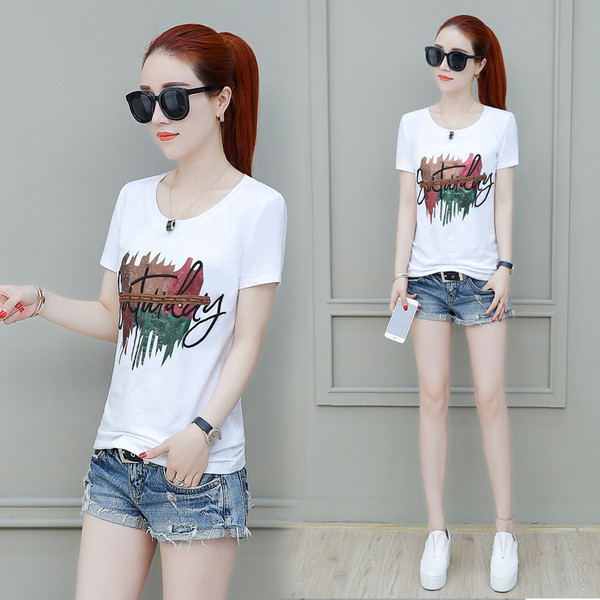 Alkalmi női póló rátéttel, három színben