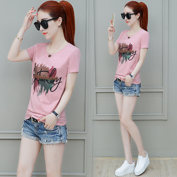 Alkalmi női póló rátéttel, három színben