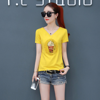 Tricou de dama modern cu aplicatie in patru culori