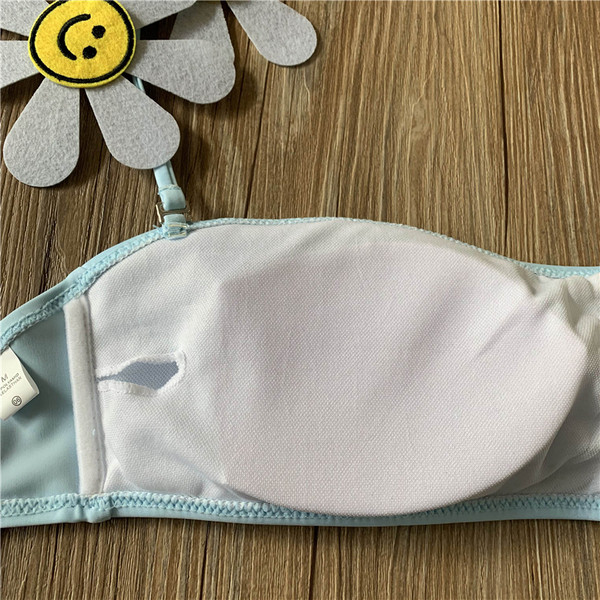 Costum de baie modern cu element 3D de culoare albastră