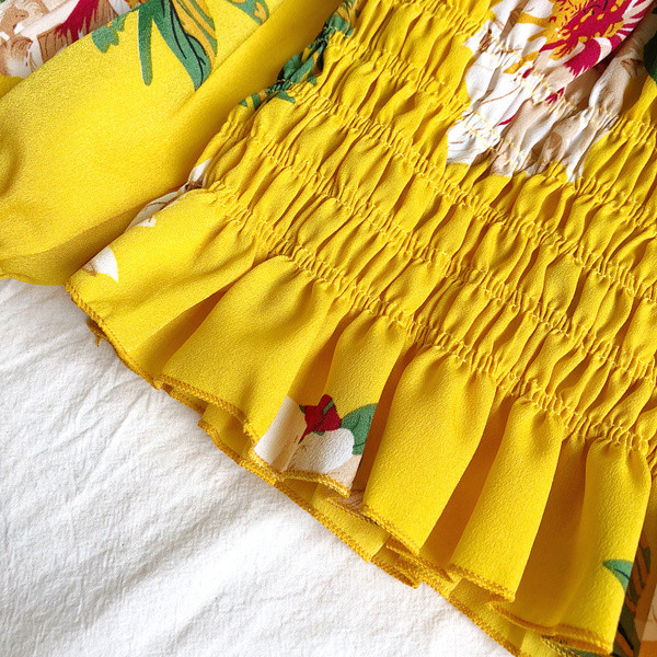 Női blúz hosszú ujjal és virágmotívumokkal hat színben