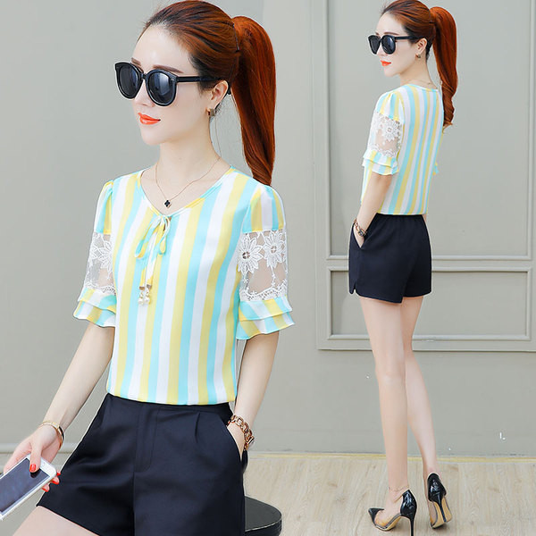 Modern női csíkos ing nyakkendővel és csipkével, három színben