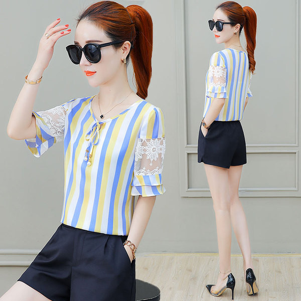 Modern női csíkos ing nyakkendővel és csipkével, három színben