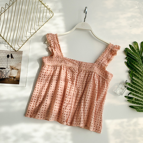 Női felső szögletes nyakkivágással, több színben