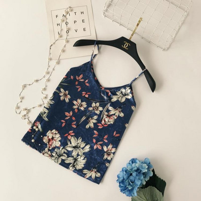 Modern női felső, vékony pántokkal, többféle színben