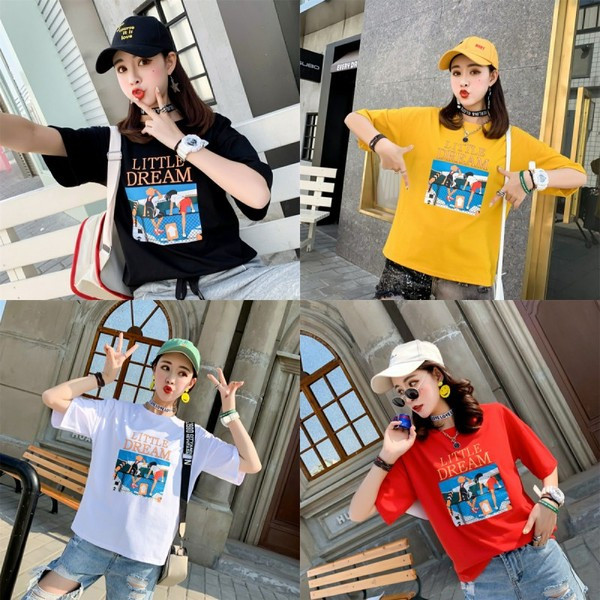 Γυναικεία μπλούζα σε διαφορετικά χρώματα