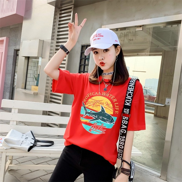 Modern női blúz rátéttel - széles modell