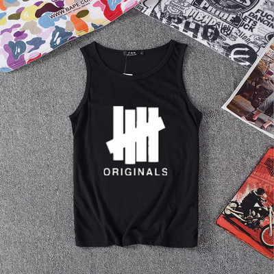 Μοντέρνο ανδρικό μπλουζάκι με επιγραφή και εφαρμογή δύο χρωμάτων