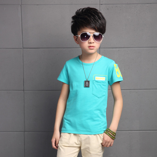 Gyermek póló fiúknak rövid ujjal és zsebbel három színben