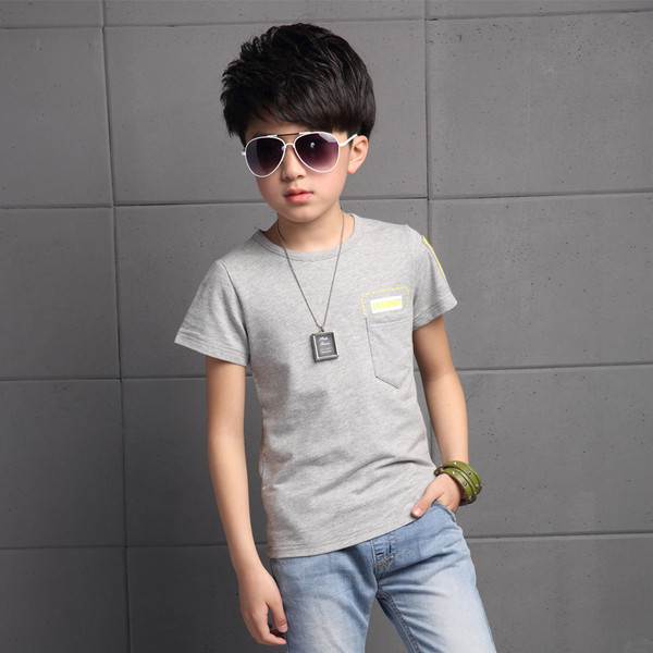 Gyermek póló fiúknak rövid ujjal és zsebbel három színben