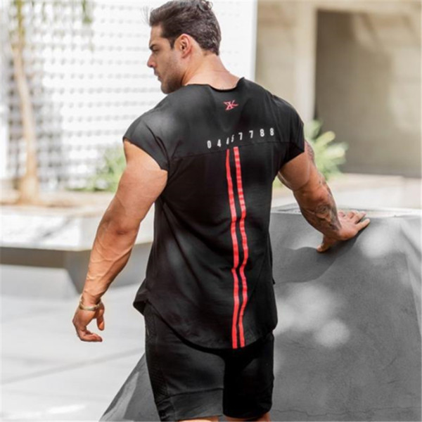 Modern férfi póló rövid ujjal két színben vagy három modellben