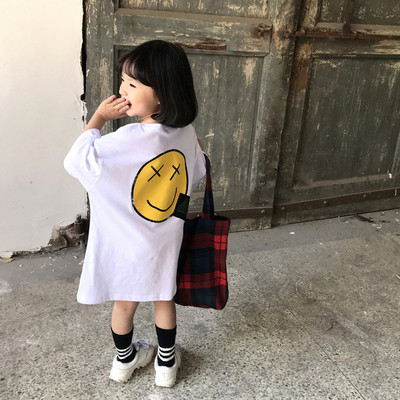 Modern gyerek póló hosszú modell több színben rátéttel