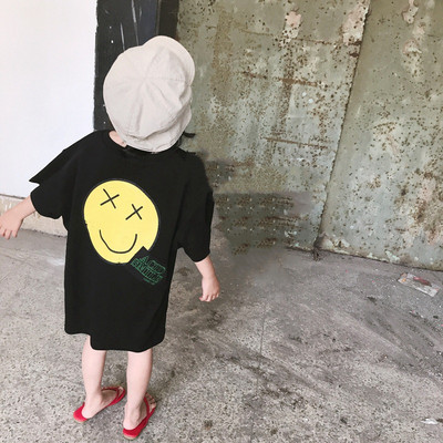 Modern gyerek póló hosszú modell több színben rátéttel