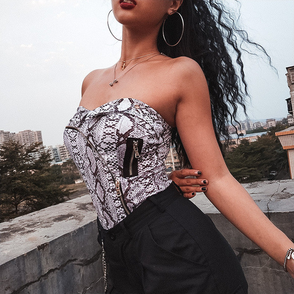 Elegáns női melltartó cipzáras díszítéssel