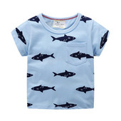 Modern gyerekpóló fiúknak rövid ujjal és zsebbel