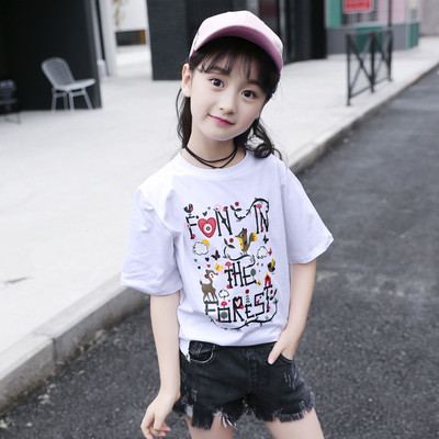 Καθημερινή παιδική μπλούζα με  εκτύπωση σε λευκό και ροζ χρώμα