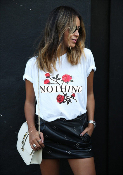 Stílusos női póló rövid ujjal, fehér színben