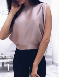 Stílusos női felső szalaggal a hátán három színben