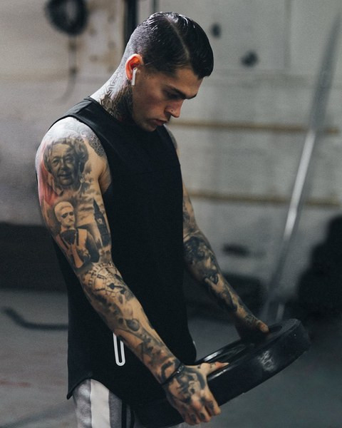 Napi férfi felső fekete-fehér színben