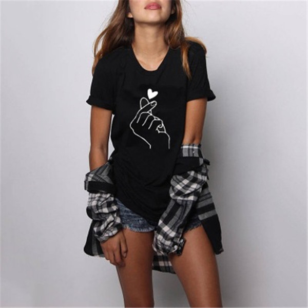 Γυναικείο μπλουζάκι με κοντό μανίκι σε λευκό και μαύρο χρώμα