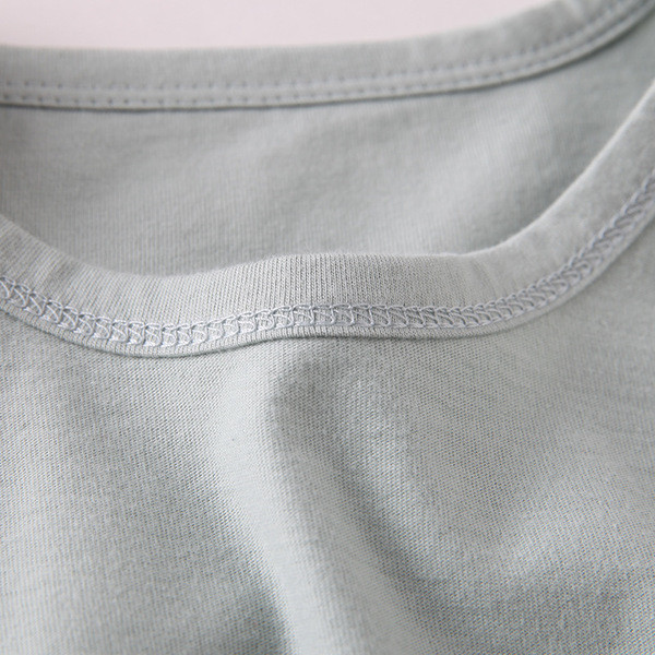 Modern gyerek póló fiúknak rátéttel, két színben