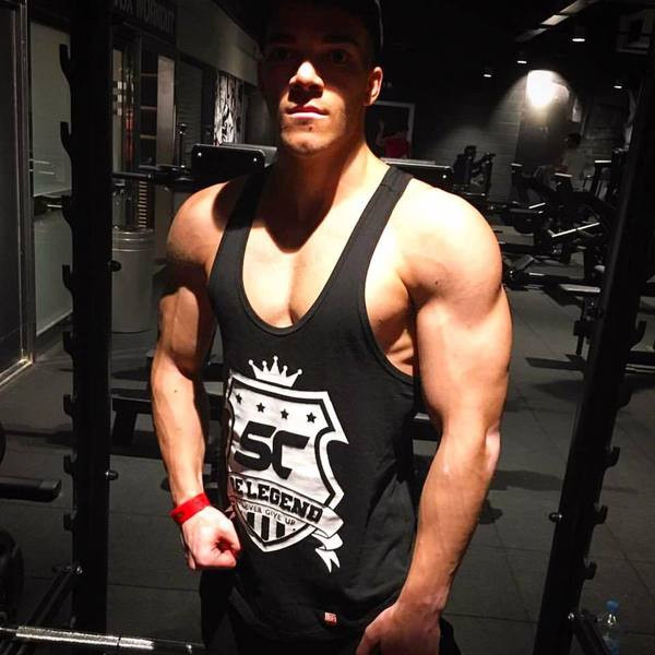 Modern férfi felső három színben rátéttel