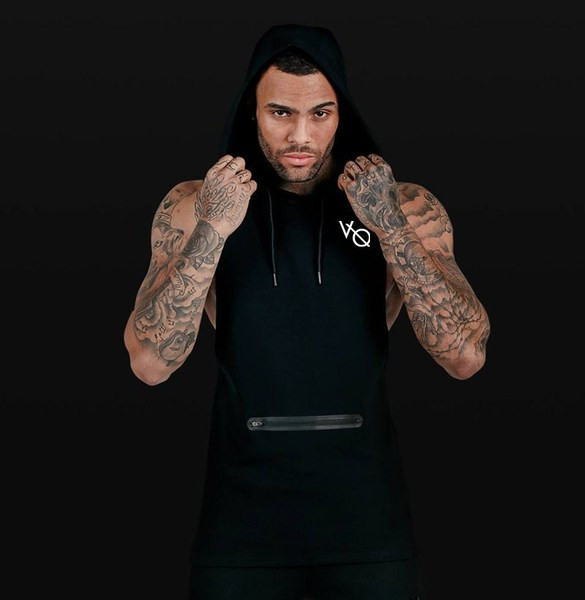 Aktuális férfi felső, kapucnival három színben