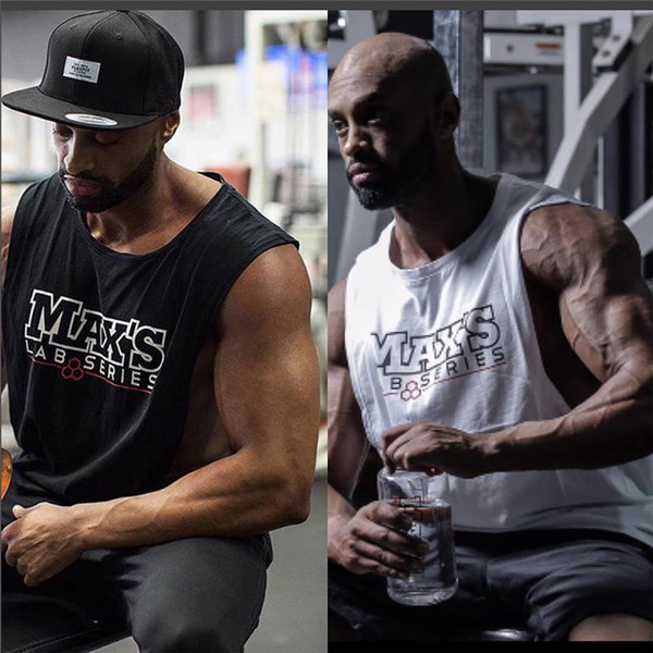 Μοντέρνο ανδρικόαμάνικο μπλουζάκι με άσπρο και μαύρο χρώμα