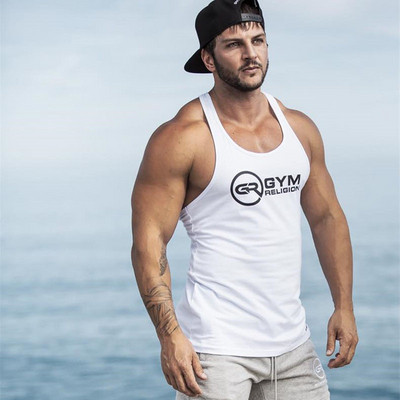 Férfi sportcipő fekete-fehér színben felirattal