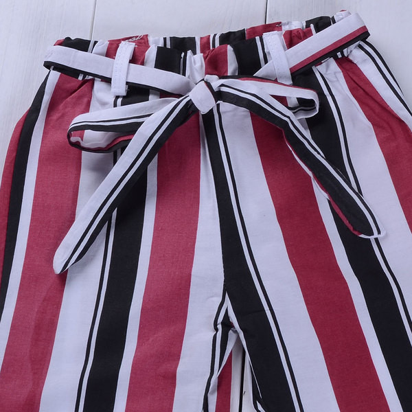 Stílusos gyerekszett lányoknak két részből - fekete blúz és csíkos nadrág