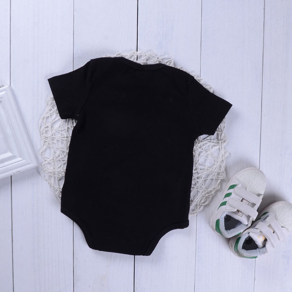 Modern baba test lányoknak 3D elemmel, fekete színben