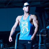 Casual ανδρικά αμάνικα μπλουζάκια σε τρία χρώματα με εφαρμογές