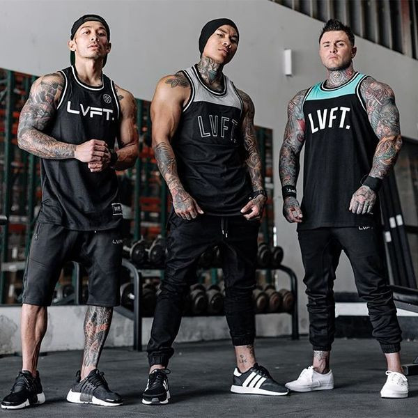 Maieu casual barbatesc in mai multe culori cu inscriptie