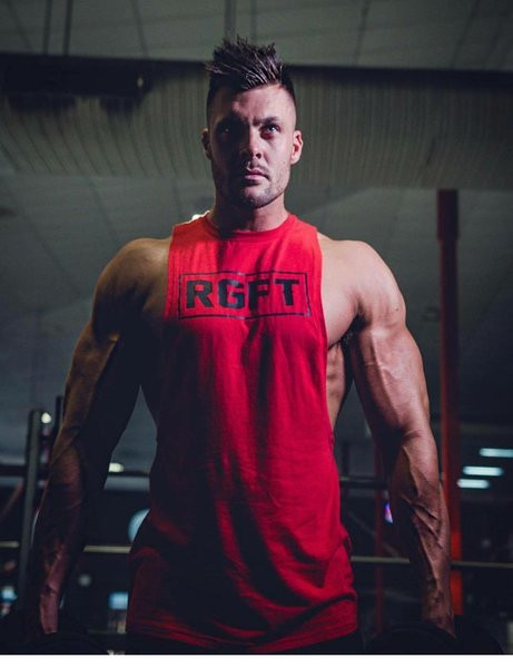 Férfi modern felső, több színben felirattal