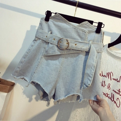 Női aktuális farmer rövidnadrág magas derékkal