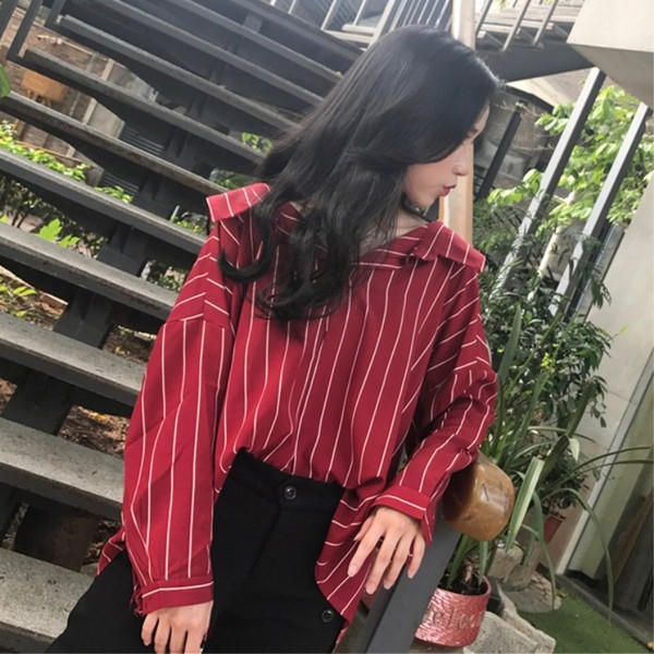 Дамска раирана риза с V-образно деколте асиметричен модел в три цвята  