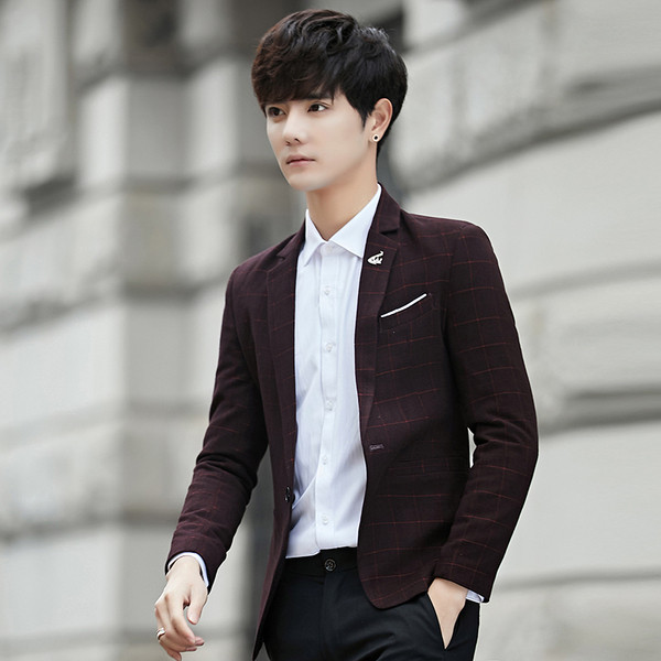 Елегантно мъжко сако в три цвята с метална брожка