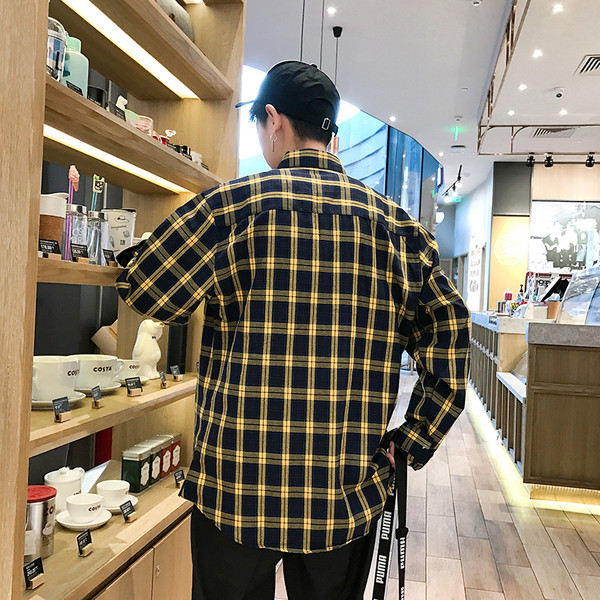 Нов модел мъжка карирана риза с джоб в два цвята