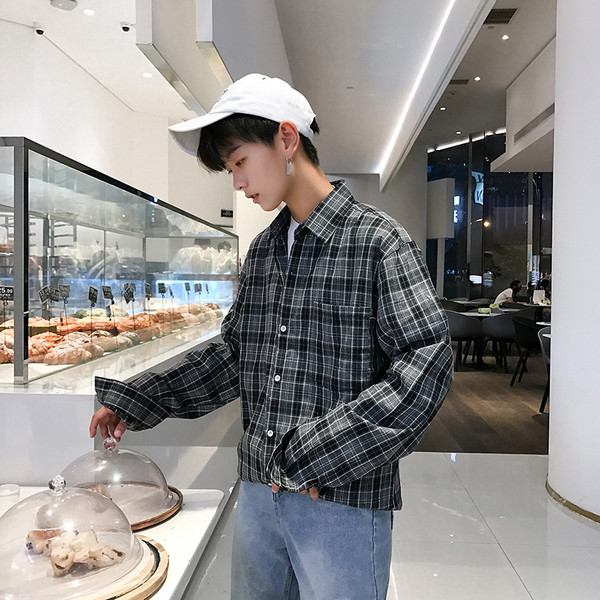 Нов модел мъжка карирана риза с джоб в два цвята