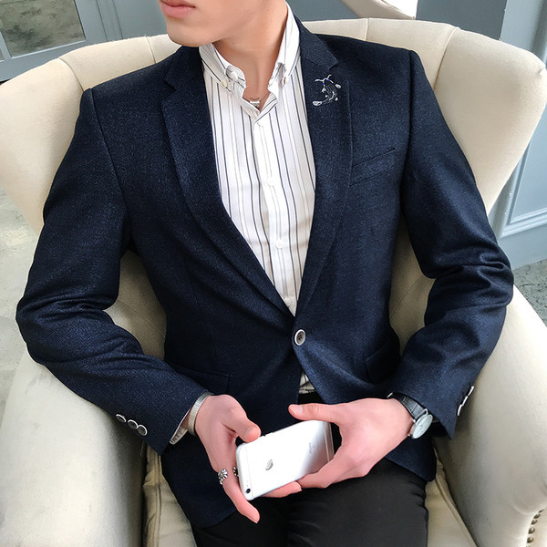 Елегантно мъжко сако с бродерия в три цвята