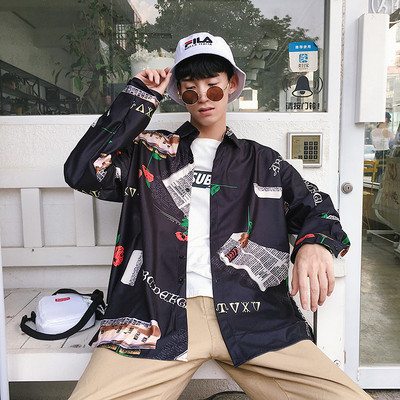 Modern férfi ing fekete-fehér színes mintával