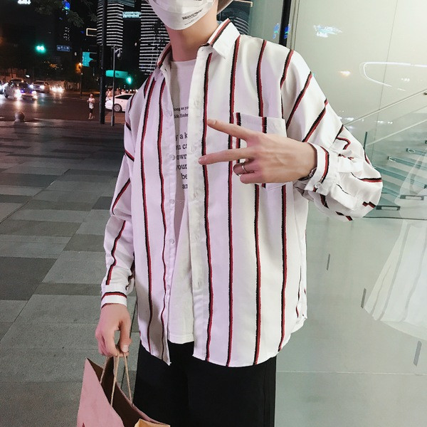 Férfi csíkos ing piros és kék színű zsebbel