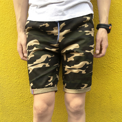 Мъжки камуфлажен къс панталон в три цвята