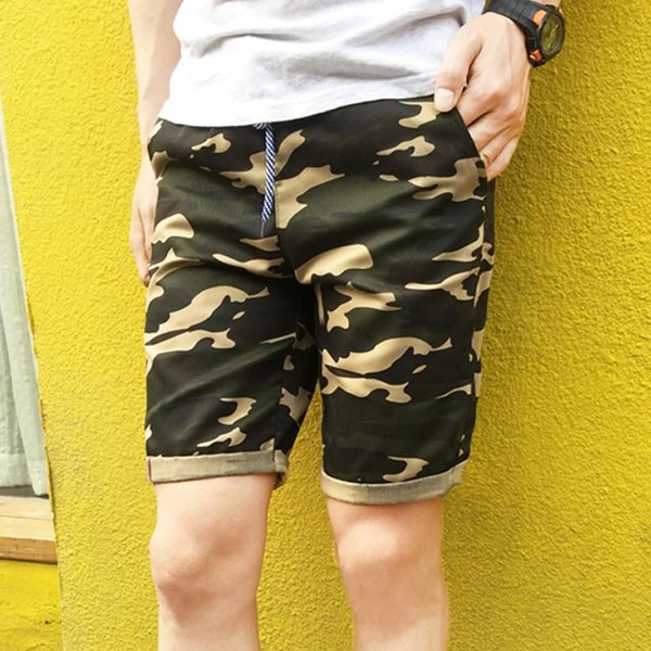 Мъжки камуфлажен къс панталон в три цвята