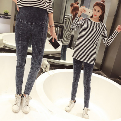 Модерни дънки за бременни жени изистен модел