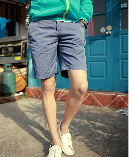 Модерни мъжки панталони за лятото къс модел в няколко цвята